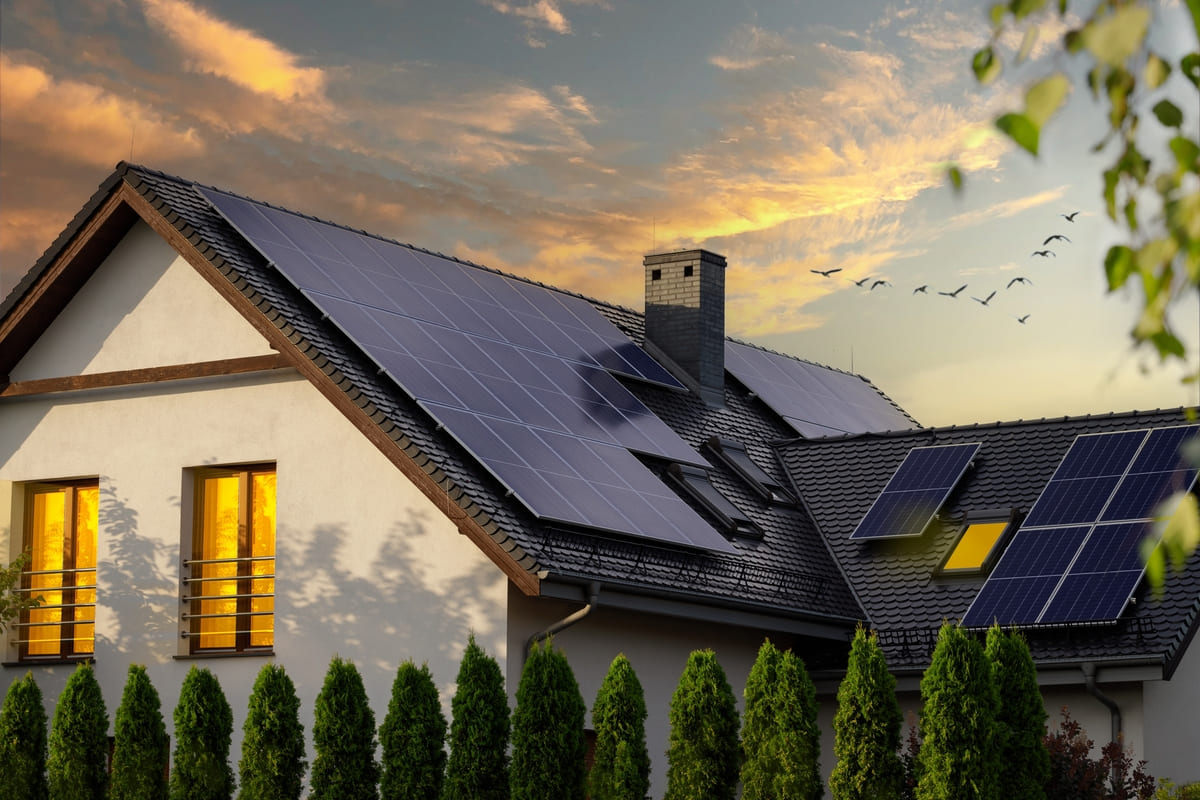 casa con impianto solare