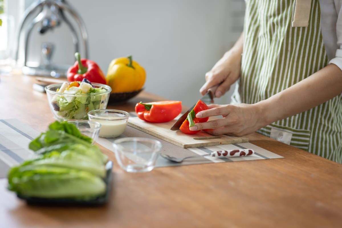 Cucinare verdura cibo sano